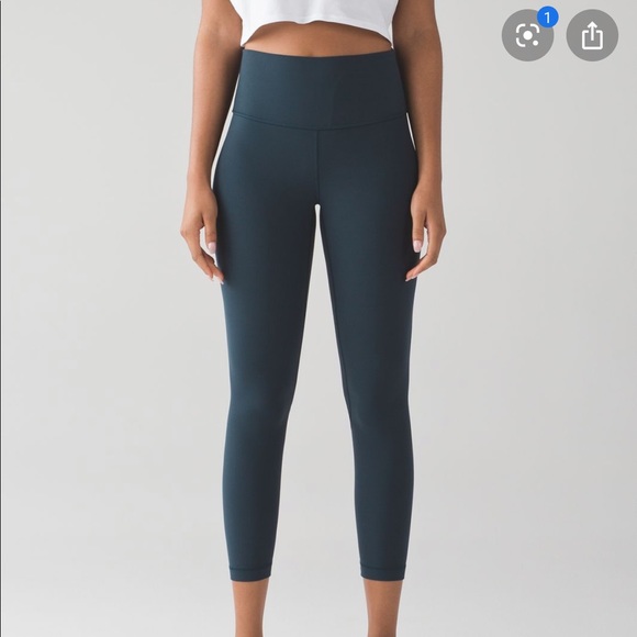 Lululemon aligns - Picture 1 of 4